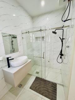 Luxury 3 Bedroom House in East Legon Hills - 2