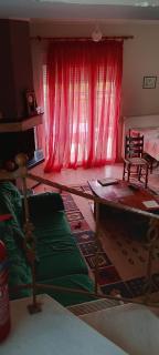 Kαρδιτσα Μοναδικο Οικογενειακο - 1