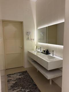 شقق لينا الخاصة - 1