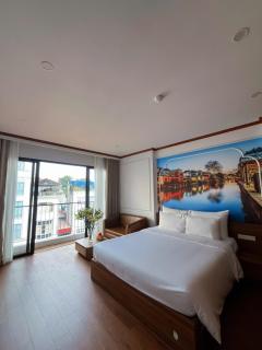 Azen Lakeside Apartment & Hotel - 0