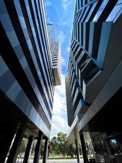 Premium Apartment with 2 Beds 1 Bath - 1