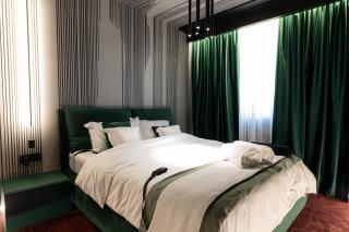 The Secret Chamber - 6