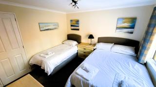 Family Friendly Lodge sleeping 5 with Hot Tub - Devon - 1