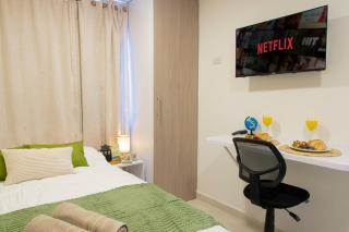 Bright New Boutique Apt, Fast WiFi, Great Location - 9