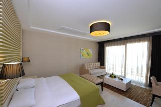 Sianji Well-Being Resort - 9