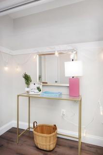 Gorgeous remodel with large yard - 7