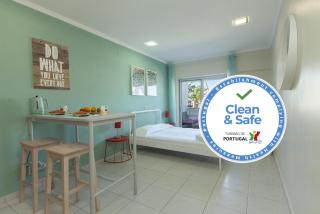 A36 - Avenue Flat in Lagos - 0