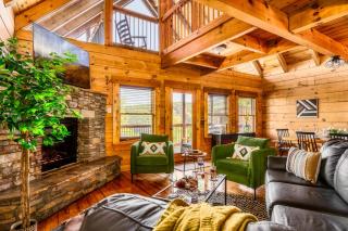 Splashtacular: Indoor Pool~Gorgeous Views~HotTub~GameRoom~Resort - 7