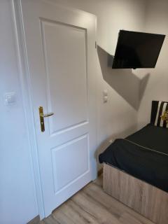 Apt FIONA4 Centrum700m Parking Bezpłatny Monitorowany Salon z Sypialnią Tv Łazienka Kuchnia Rekuperacja - 1