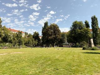 NOOK Stay architectural hideway in Friedrichshain - 9