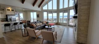 Bear Lake Escape with Fire Pit, Deck and Game Room - 7