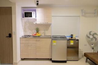 Beautiful NEW Apto, Fast Wifi, Great Location - 2