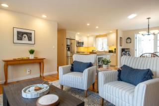 Spacious Home by Beach Dog Welcome - 7