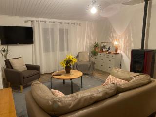 Small house in nature - 0