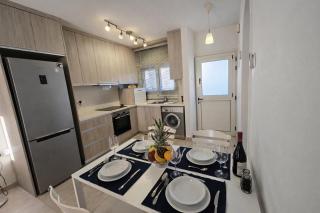 Seaside Escape Apartment - 4