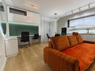 Central ART Deluxe Apartment 2 - Private Parking - 3