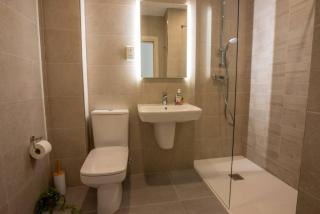 Stylish Two-Bedroom Retreat Near Balluta Bay Pat2 - 1