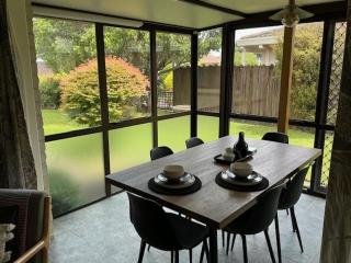 The Orewa Beach House - 200 Steps to Orewa Beach - 7