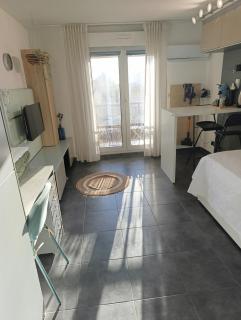 CADUCÉE Studio climatisé balcon ensoleillé parking proche Montpellier - 9