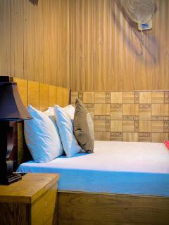 The Diplomat Suites Bahria Town - 5