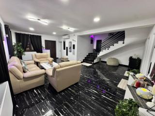 Enjoy VIP House 10 - 7