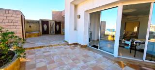 Dar Essaada - Exceptional duplex de 270 M2, plage à 2 min à pieds - 8