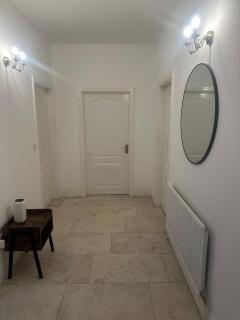 2 bedroom short stay apartment in Bolton town centre - 1