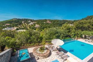 Villa Adonis by Villa Plus - 9