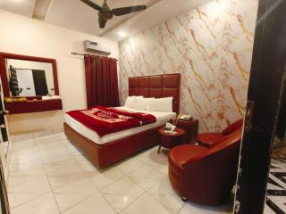 Hotel Smart Multan - 2