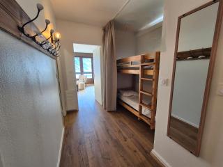 Appartement skis aux pieds avec balcon et cuisine équipée - FR-1-502-595 - 3