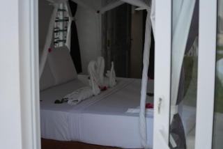 Stylish 2-Bedroom Air-Con Villa with Heated Pool - 2