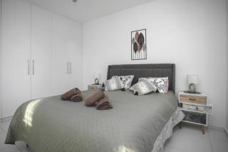 EDEN-Perfect Location, Sea View, Stylish Apartment - 5