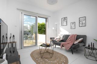 EDEN-Perfect Location, Sea View, Stylish Apartment - 7