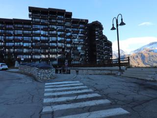 Studio lumineux proche pistes et commerces, balcon, animaux acceptés - FR-1-502-525 - 1