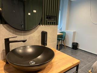 Mickitos Square Three - 4