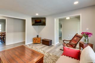 Georgia Getaway with 2-Story Dock By Lake Hartwell - Hartwell - 4