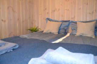 Modern and cozy cabin near ski slopes - 5