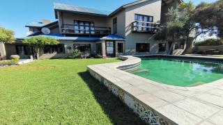 22 on Main Guesthouse Walvis Bay - 5