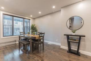 University City Executive Modern 3BR 2BA Within 5 min to Drexel, University of Pennsylvania, & Children's Hospital of Pennsylvania - 1