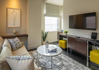 Charming 2BR Apartment Near Times Square - New York - 0