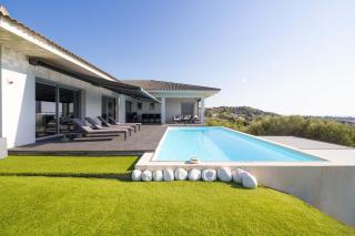 Magnifique villa VUE MER, piscine, 190 m2 , 4 chb, 3 sdb, clim - 8