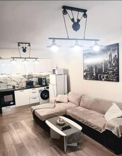 Bulgaria mall free underground parking - 8