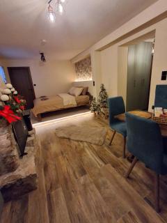 Stella's House Room 2 - 9