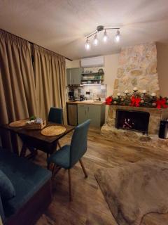 Stella's House Room 2 - 2