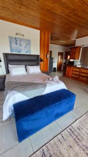 At Rosies on Robin - Luxury & Comfort - 7