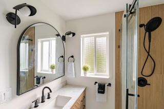 Cozy Seattle Home for Family & Friends - 8