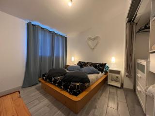 Logement Cosy 40 m2 Coeur historique de Lunel - 4