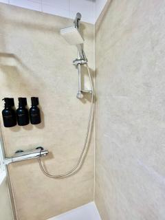 Große 3-Zimmer-Wohnung mit Parkplatz & WLAN - 5