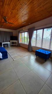 At Rosies on Robin - Luxury & Comfort - 6