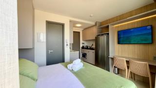 Flat pé na areia com varanda e vista mar - 7